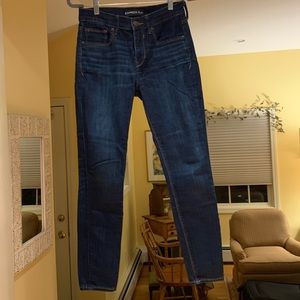 4S medium dark wash jeans